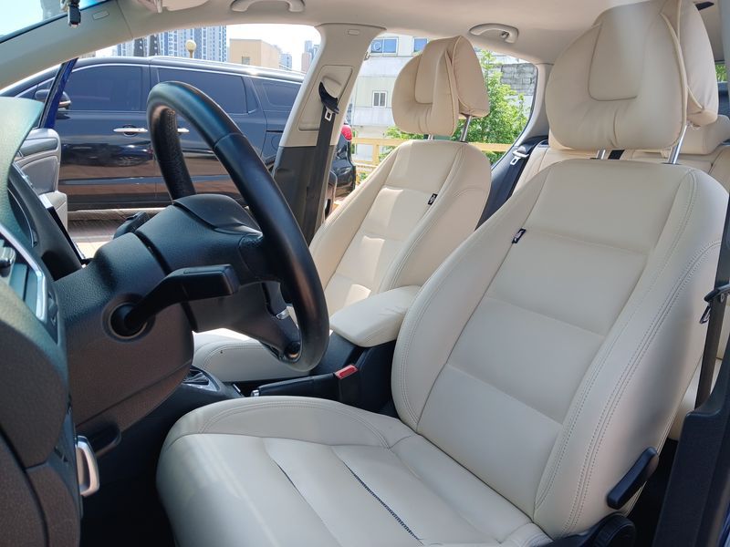 2012 Volkswagen Golf 2.0 TDI photo 10