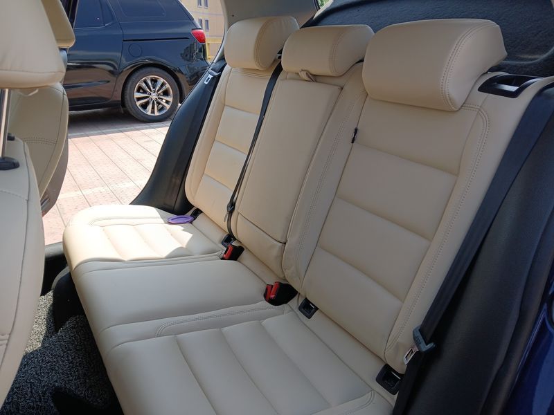 2012 Volkswagen Golf 2.0 TDI photo 11