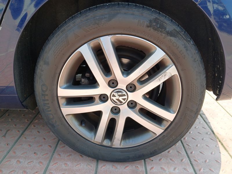 2012 Volkswagen Golf 2.0 TDI photo 20