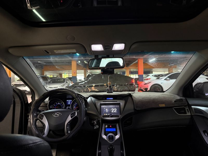 2012 Hyundai Avante M16 GDI Premier photo 7