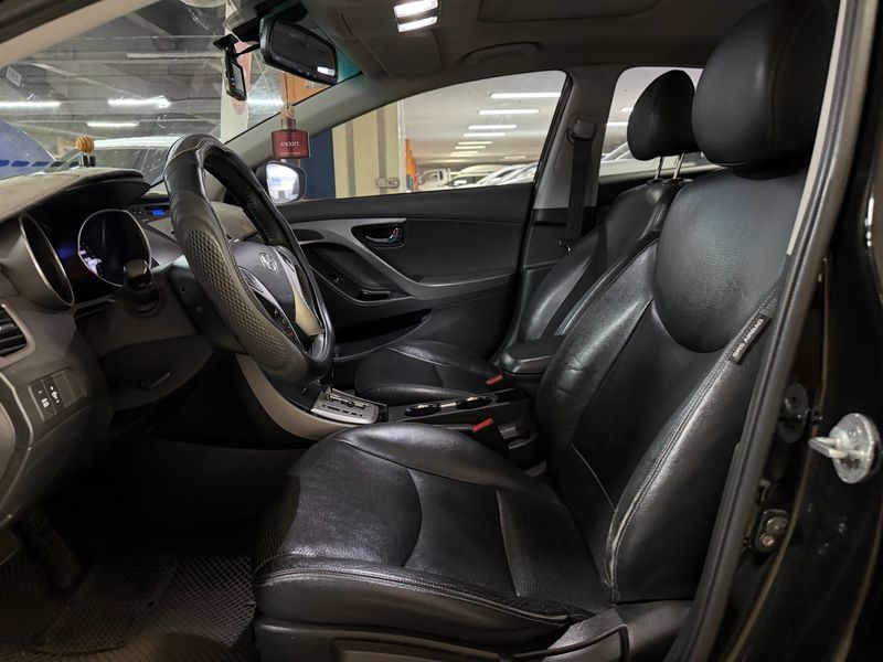 2012 Hyundai Avante M16 GDI Premier photo 10
