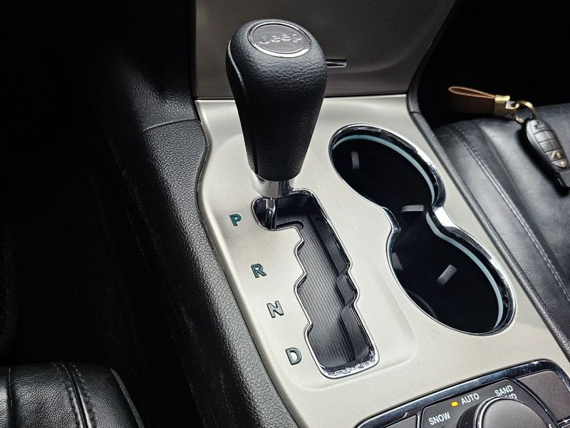 2012 Jeep Grand Cherokee 3.0 Diesel Laredo WK2 photo 9