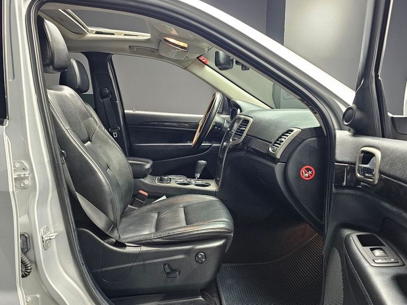 2012 Jeep Grand Cherokee 3.0 Diesel Laredo WK2 photo 11