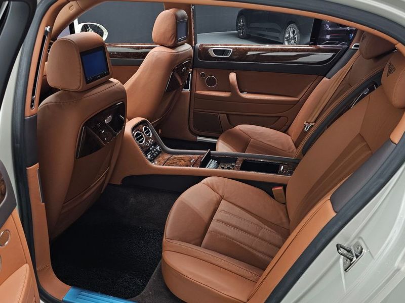 2012 Bentley Flying Spur 6.0 photo 12