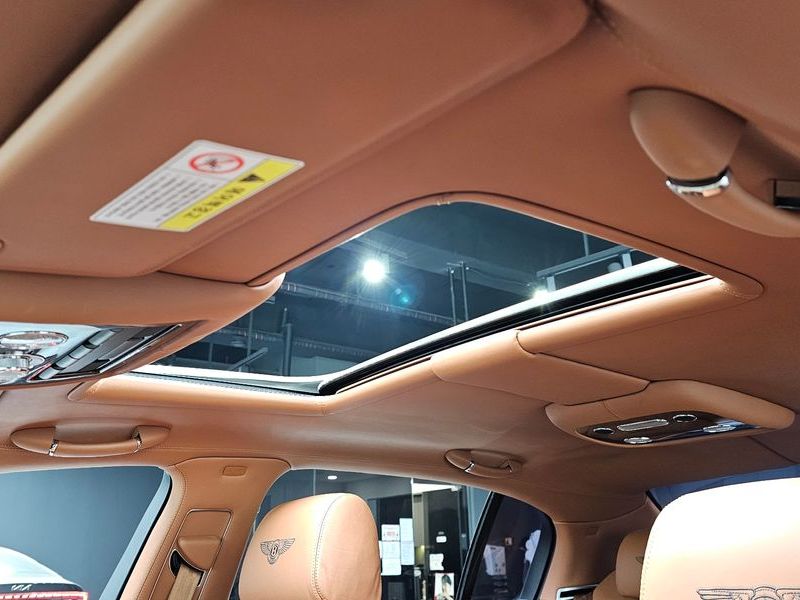 2012 Bentley Flying Spur 6.0 photo 16