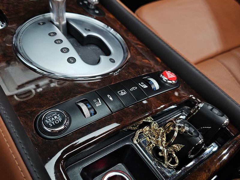 2012 Bentley Flying Spur 6.0 photo 17