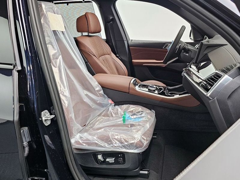 2026 BMW X5 xDrive 40i M Sport photo 19