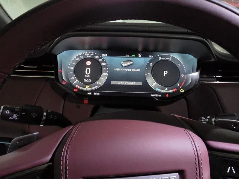 2026 Land Rover Range Rover Sport P400 AB photo 9