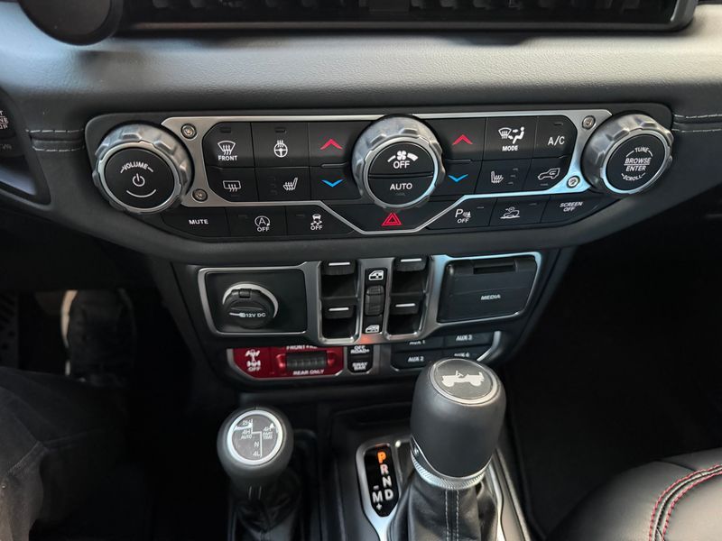 2025 Jeep Wrangler 2.0 Rubicon 4Door photo 14