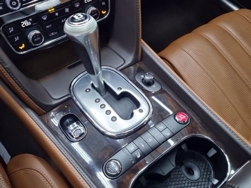 2014 Bentley Flying Spur 6.0 photo 9