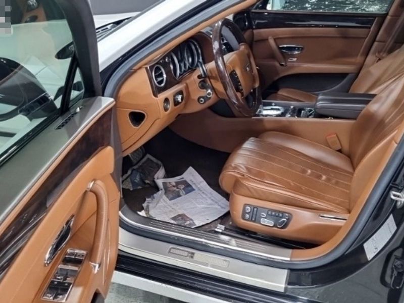 2014 Bentley Flying Spur 6.0 photo 10