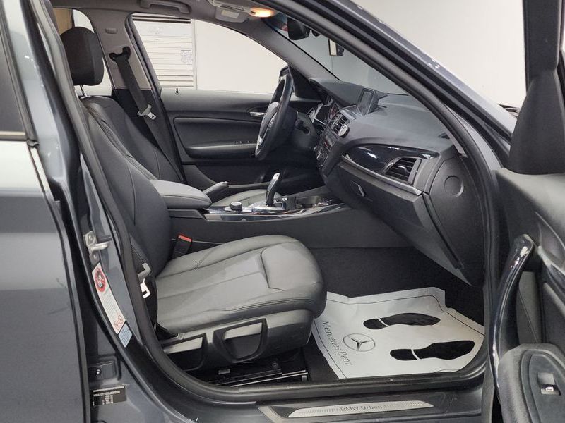 2014 BMW 1시리즈 118d Urban 5Dr photo 12