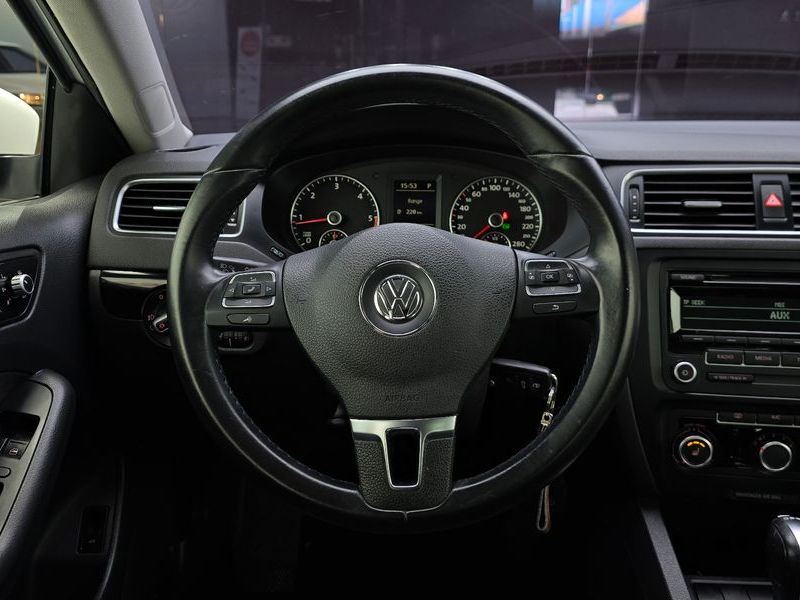 2014 Volkswagen Jetta 1.6 TDI Blue Motion 6th photo 13