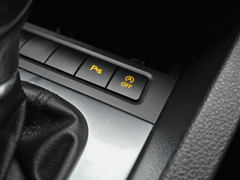 2014 Volkswagen Jetta 1.6 TDI Blue Motion 6th photo 19