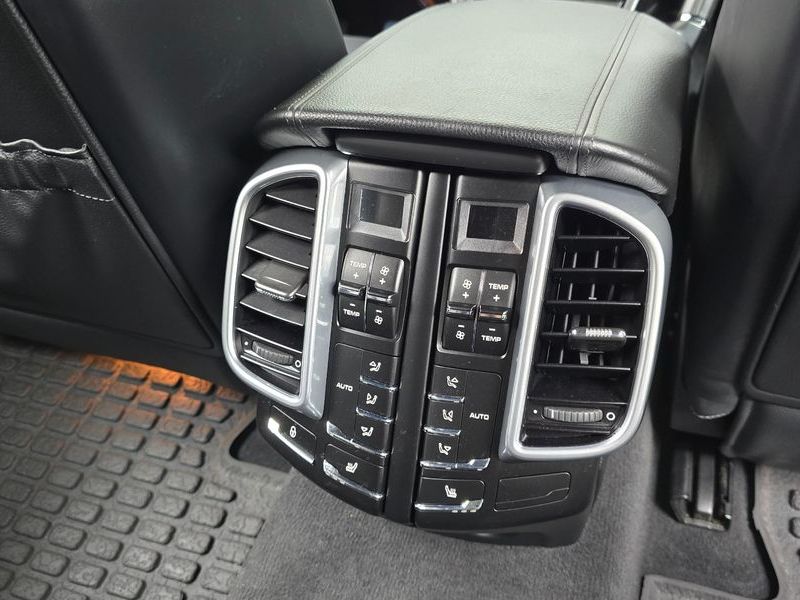 2014 Porsche Cayenne 4.2 S Diesel 958 photo 19