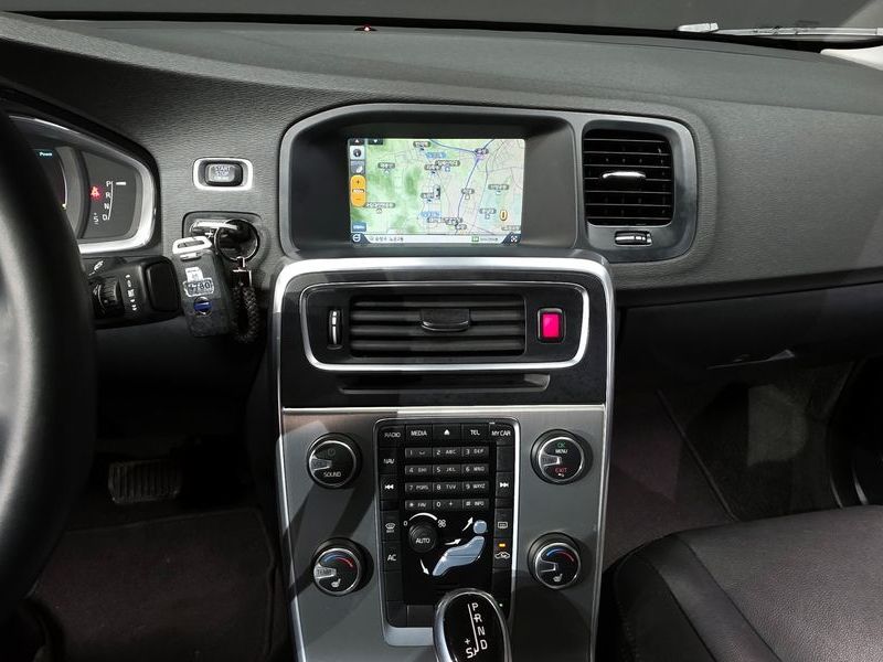 2014 Volvo S60 D2 2nd photo 14