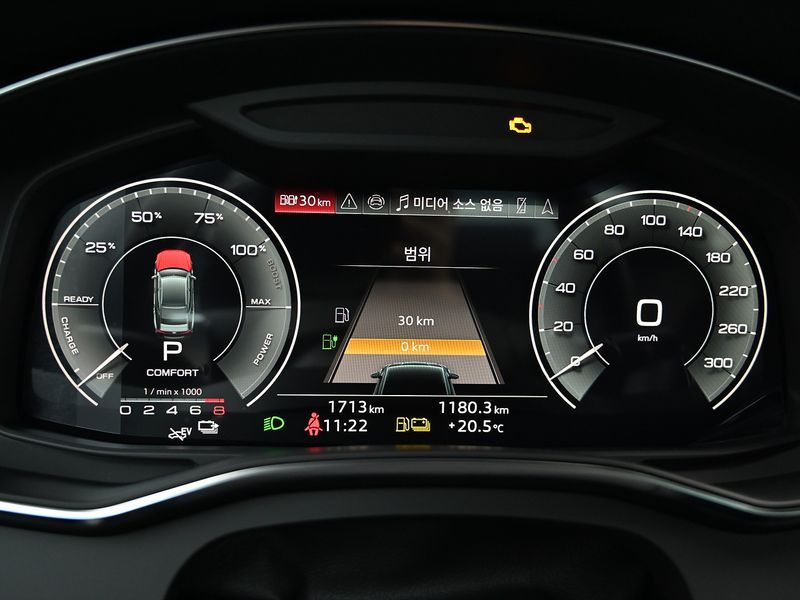 2024 Audi A7 55 TFSI e Quattro Premium photo 8