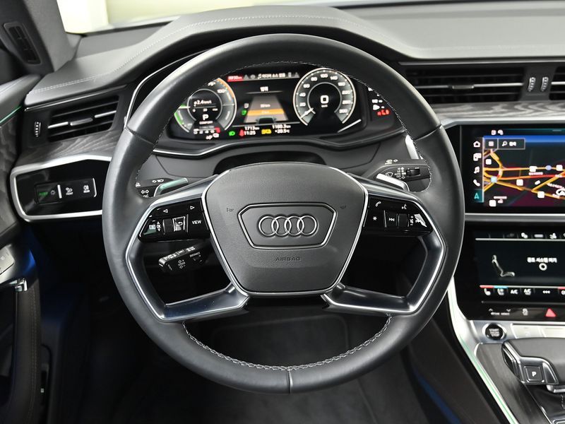 2024 Audi A7 55 TFSI e Quattro Premium photo 13