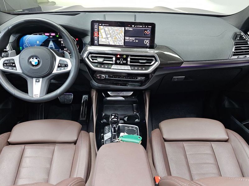 2024 BMW X4 xDrive20i M Sports Pro photo 7