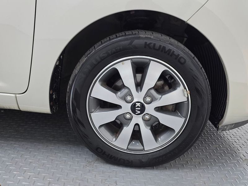 2015 Kia Morning Deluxe Trendy photo 21