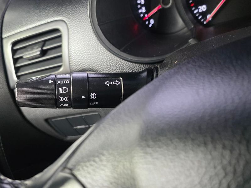2015 Kia Morning Deluxe Trendy photo 27
