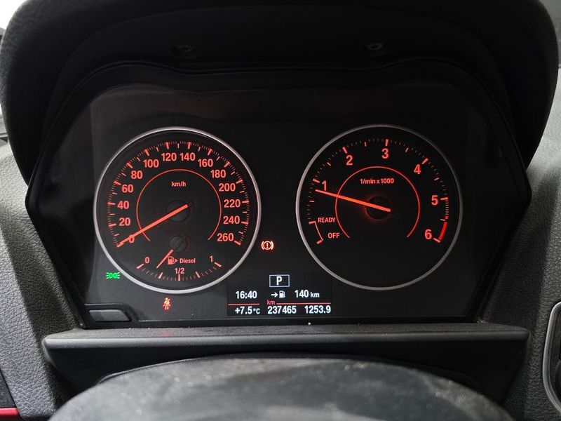 2015 BMW 1시리즈 118d Sport 5Door photo 8
