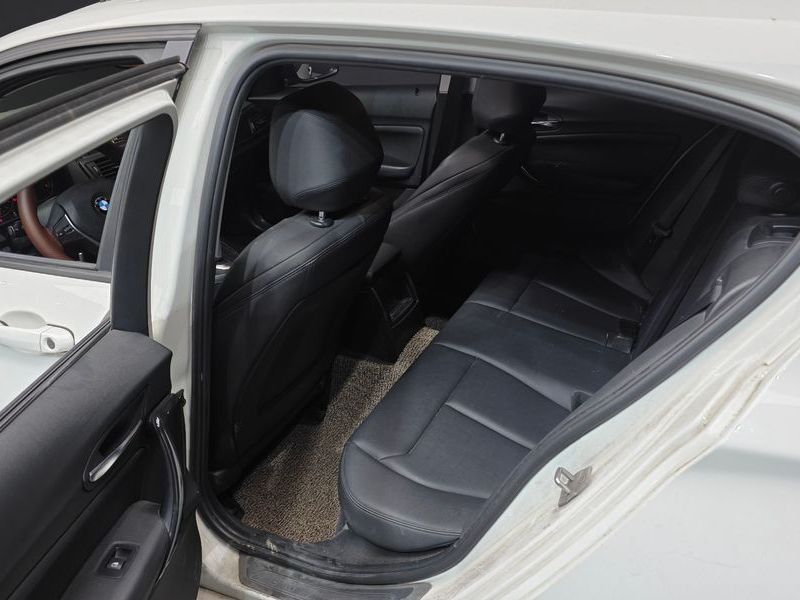 2015 BMW 1시리즈 118d Sport 5Door photo 11