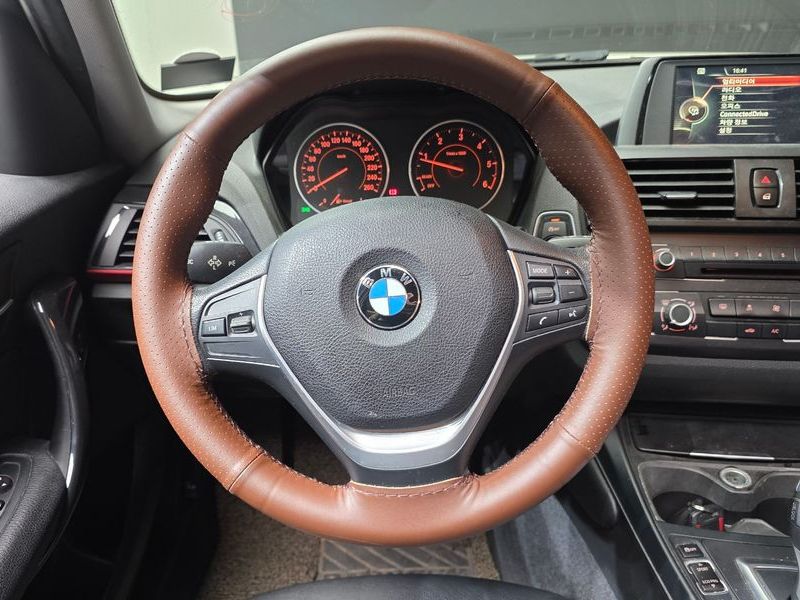 2015 BMW 1시리즈 118d Sport 5Door photo 13