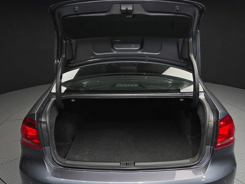 2015 Volkswagen Passat 1.8 TSI B7 photo 20