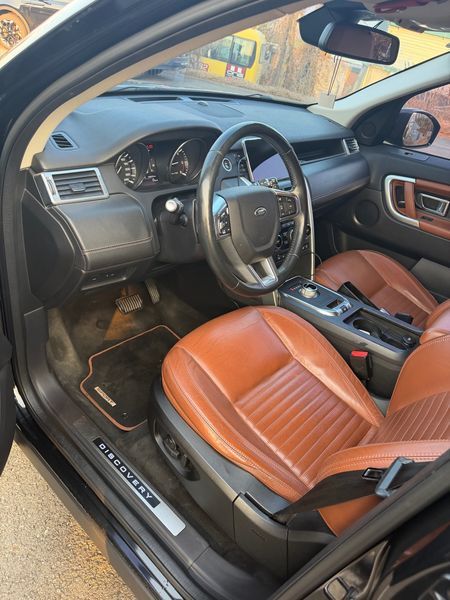 2015 Land Rover Discovery Sport 2.2 SD4 HSE Luxury photo 9