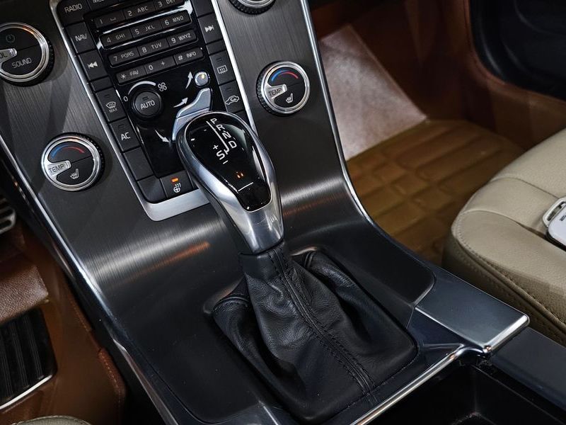 2015 Volvo S60 D2 2nd photo 9
