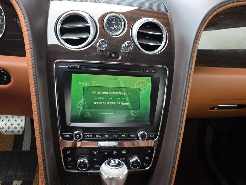 2016 Bentley Continental GT 4.0 GT photo 17