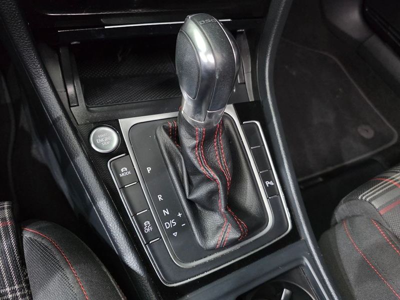2016 Volkswagen Golf 2.0 GTI Extreme Edition photo 9