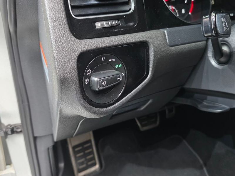 2016 Volkswagen Golf 2.0 GTI Extreme Edition photo 15