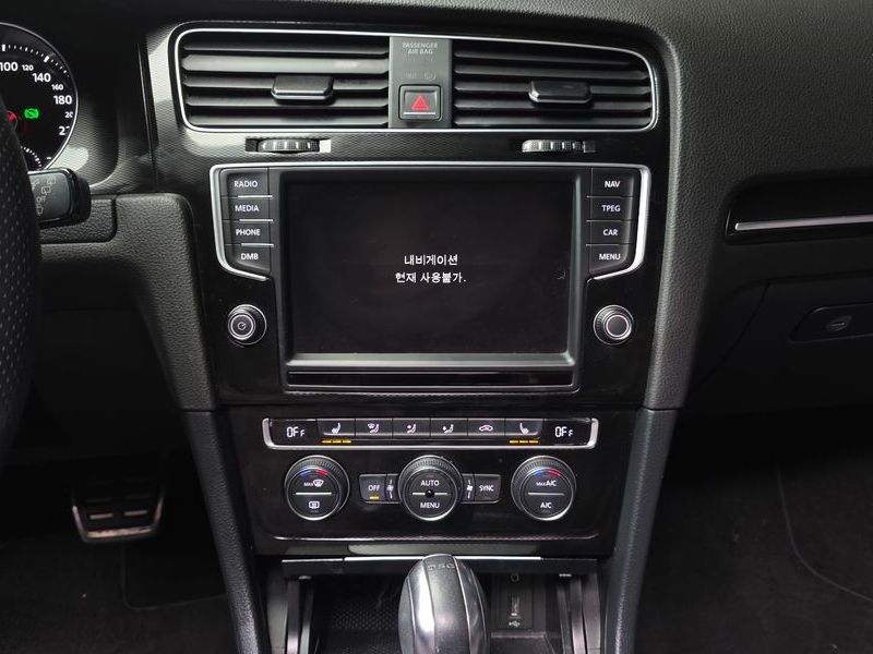 2016 Volkswagen Golf 2.0 GTI Extreme Edition photo 16