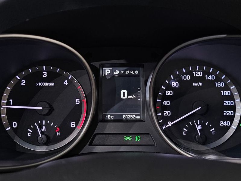 2016 Hyundai Santa Fe Diesel 2.0 2WD Premium photo 8