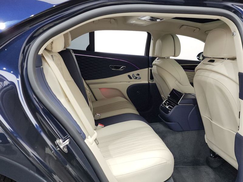 2022 Bentley Flying Spur 4.0 photo 12