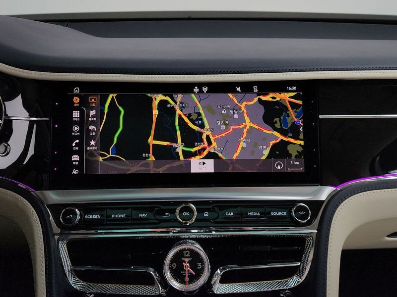 2022 Bentley Flying Spur 4.0 photo 14