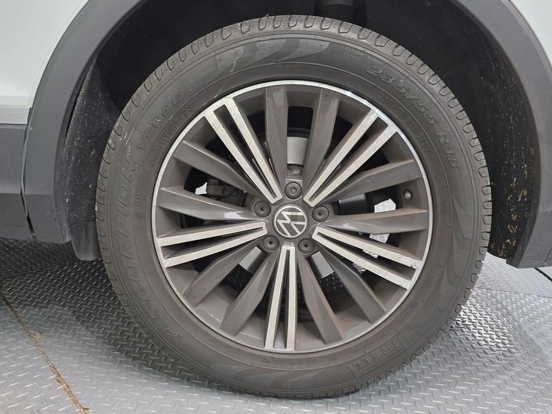 2022 Volkswagen Tiguan 2.0 TDI Premium photo 21