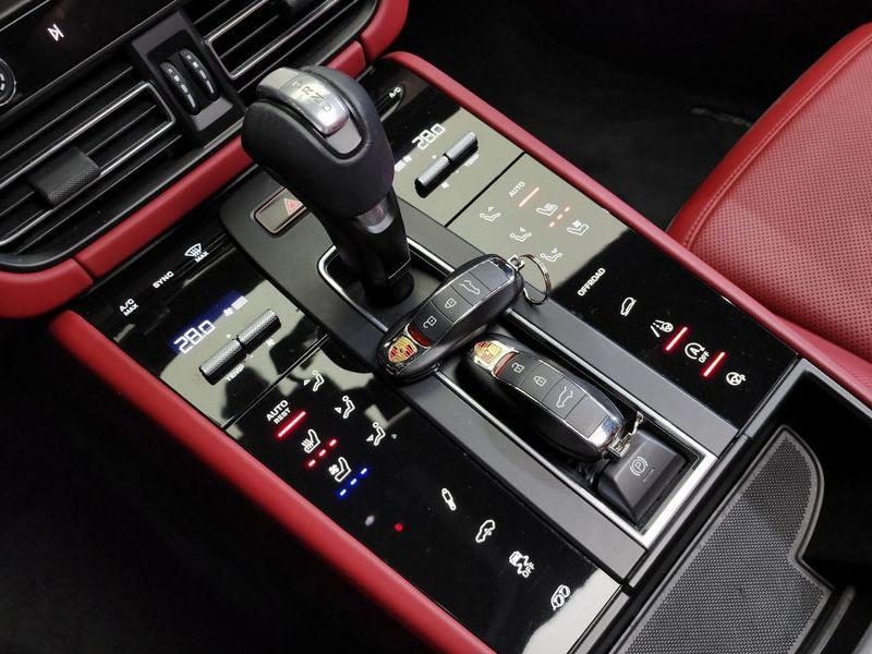 2022 Porsche Macan 2.9 GTS 95B photo 9