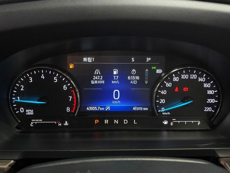 2022 Ford Explorer 2.3 LimIted 4WD photo 8
