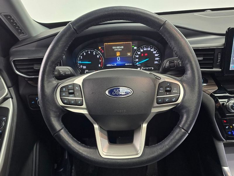 2022 Ford Explorer 2.3 LimIted 4WD photo 13