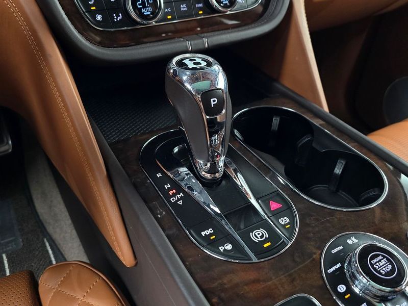 2017 Bentley Bentayga 6.0 W12 photo 9