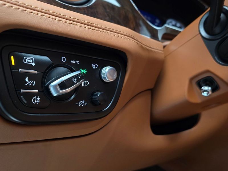 2017 Bentley Bentayga 6.0 W12 photo 14