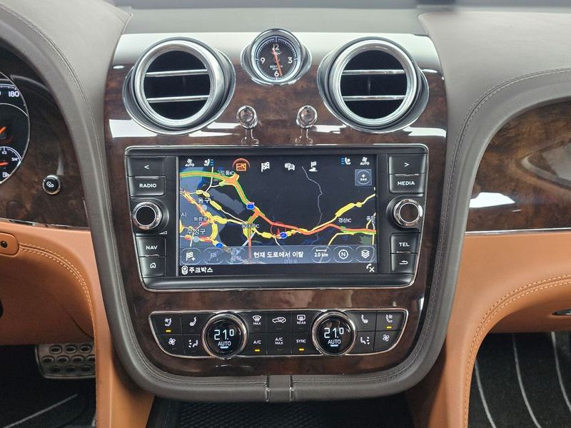 2017 Bentley Bentayga 6.0 W12 photo 15