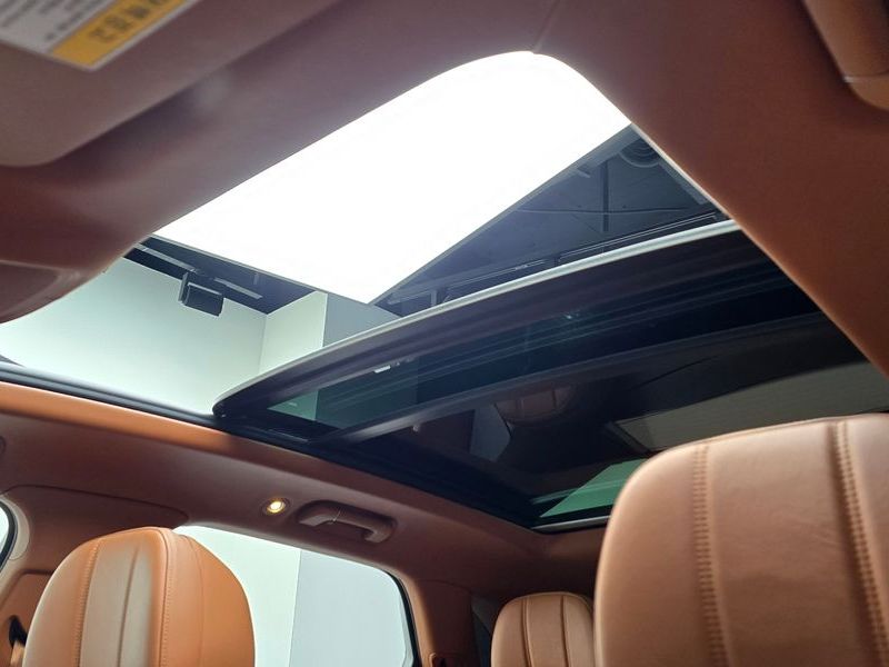 2017 Bentley Bentayga 6.0 W12 photo 18