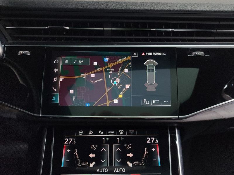 2021 Audi Q7 45 TDI Quattro Premium photo 14
