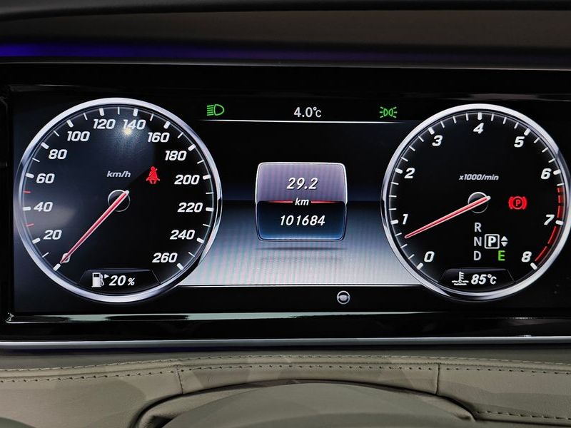 2016 Mercedes-Benz S-Class S500L 4MATIC photo 8