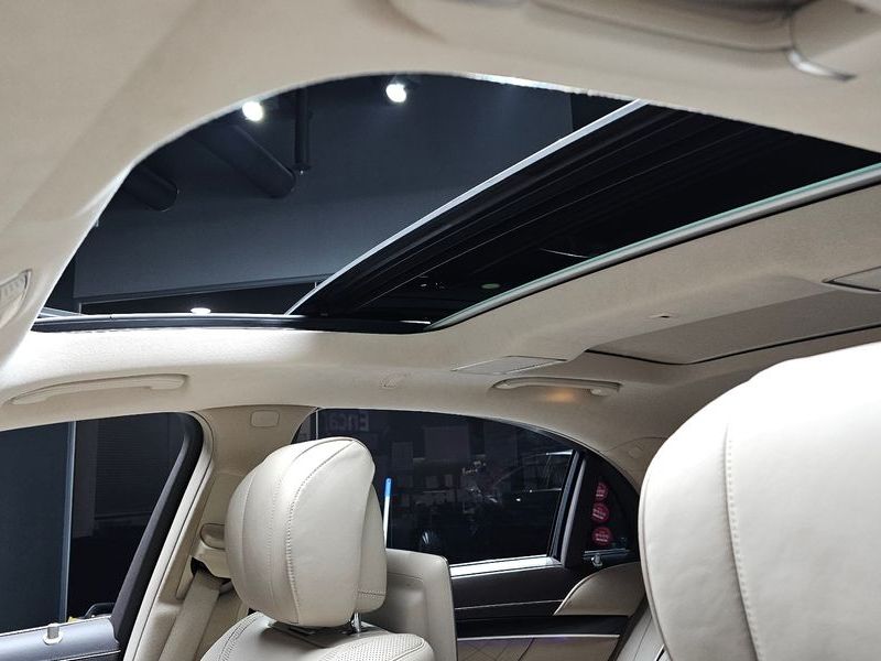 2016 Mercedes-Benz S-Class S500L 4MATIC photo 19