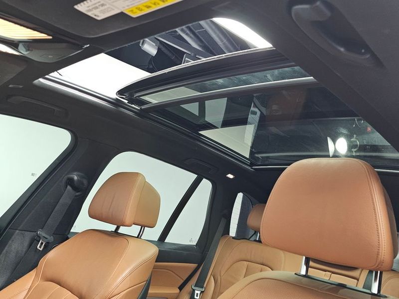 2019 BMW X5 xDrive 30d M Sport photo 18
